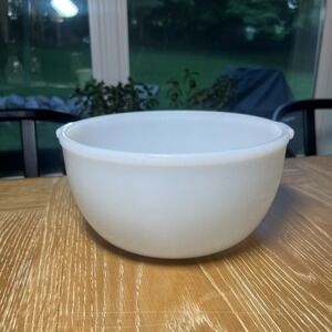 Vintage GLASBAKE Large White Milk Glass Mixing Bowl Made for SUNBEAM 19CJ